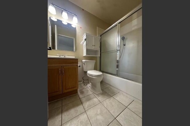 Building Photo - 254 Grau Dr