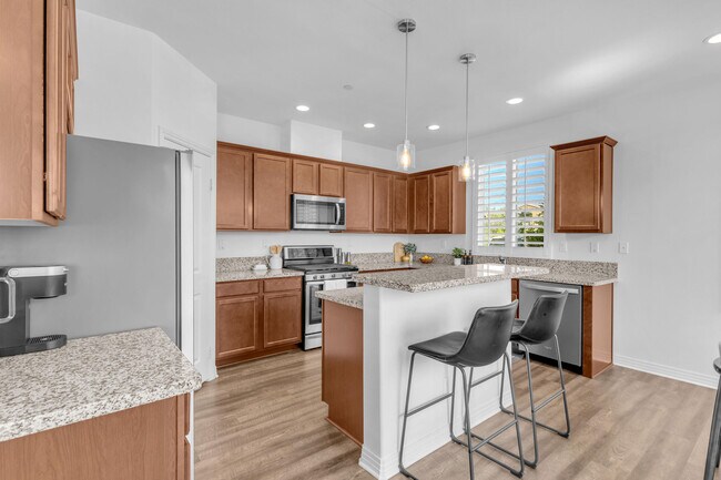 Building Photo - 52233 Rosewood Ln