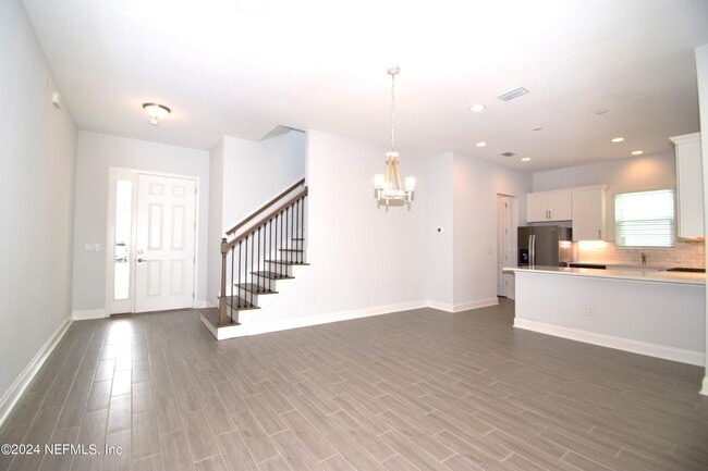 Building Photo - 635 Rum Runner Wy