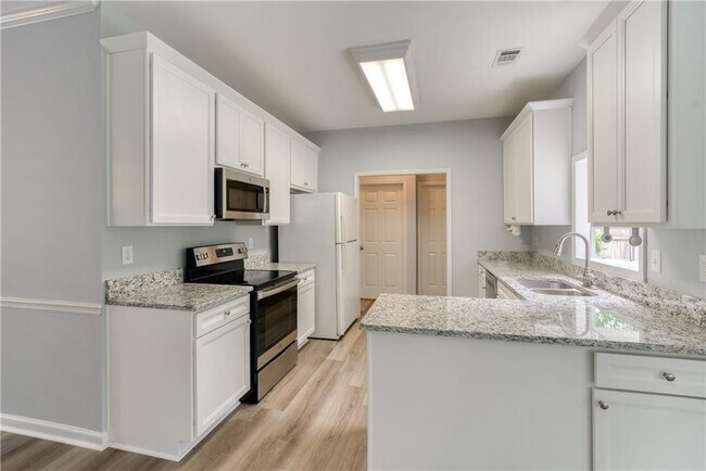 Building Photo - 355 Lamme Chase