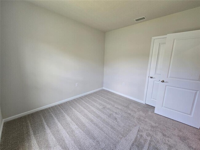 Building Photo - 456 Voltaire Dr