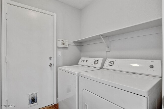 Building Photo - 4528 Rodman Dr