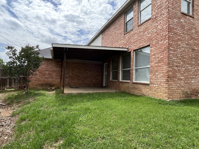 Building Photo - 5619 Andalusia Trail