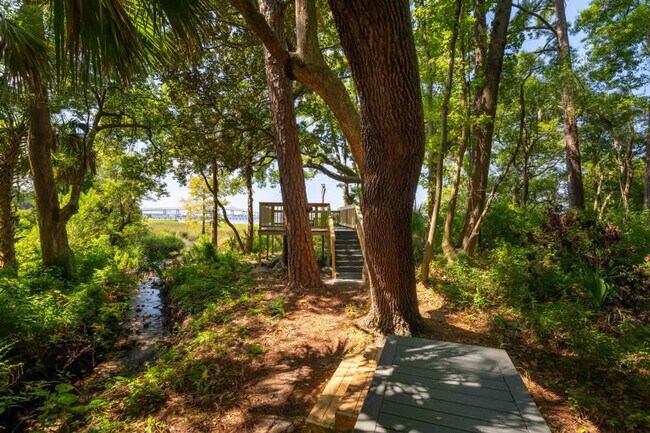 Building Photo - 5130 River Bluff Ln