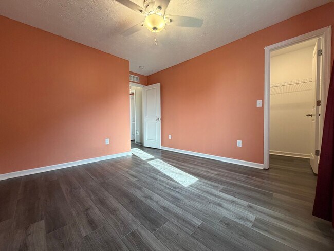 Building Photo - Newly Built 4-Bedroom Home for Rent in Old Heritage Neighborhood – Shelbyville, KY