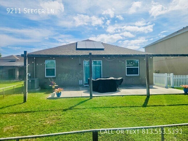 Building Photo - 9211 Seeger Ln