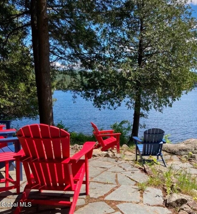 Building Photo - 32 Gooseneck Rd