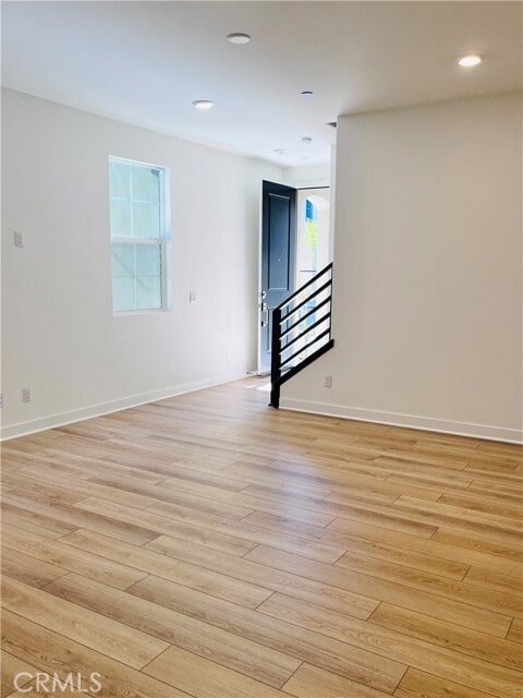 Building Photo - 2031 Divine Arroyo