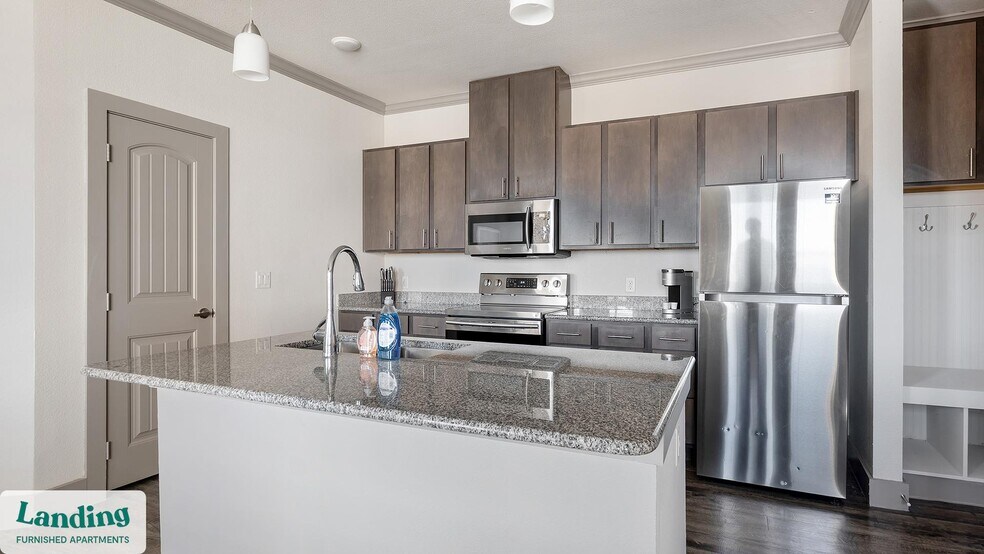 Building Photo - 12500 Shadowglen Trce