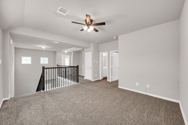 Building Photo - 2237 Raider Dr