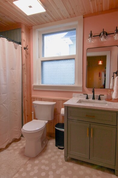 Building Photo - 918 Gratz St