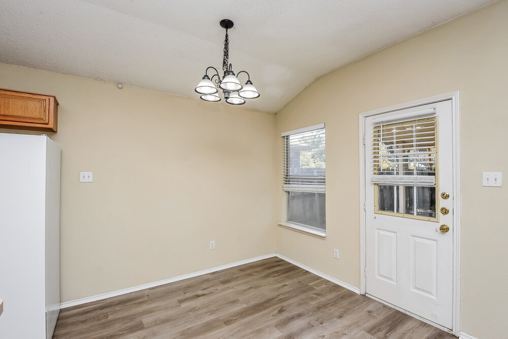 Building Photo - 6366 Twilight Cir