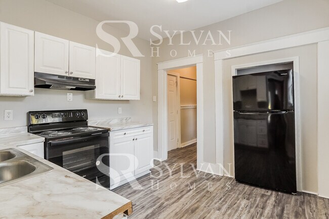 Building Photo - Coming HOME never felt so good!