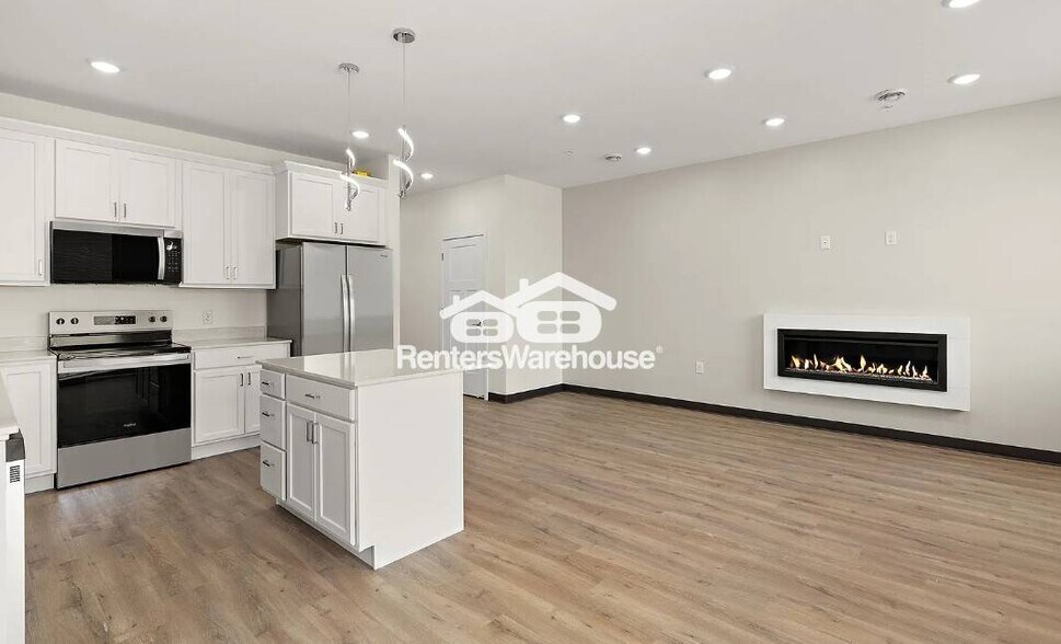 Building Photo - 3680 9th St NW