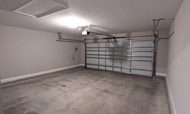 Building Photo - PREMIUM FINISHES - 2024 BUILD 4/2/2 CONSTR...