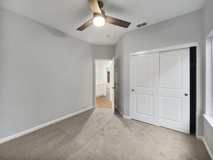 Building Photo - 7525 Muirfield Way