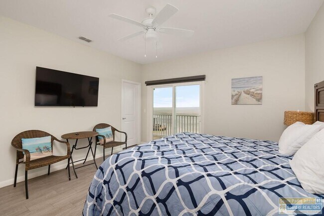 Building Photo - 128 Las Joyas Blvd