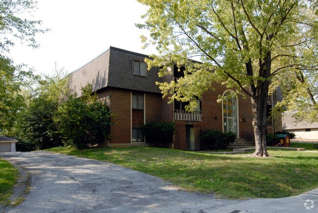 Primary Photo - 6504 Ravena Rd
