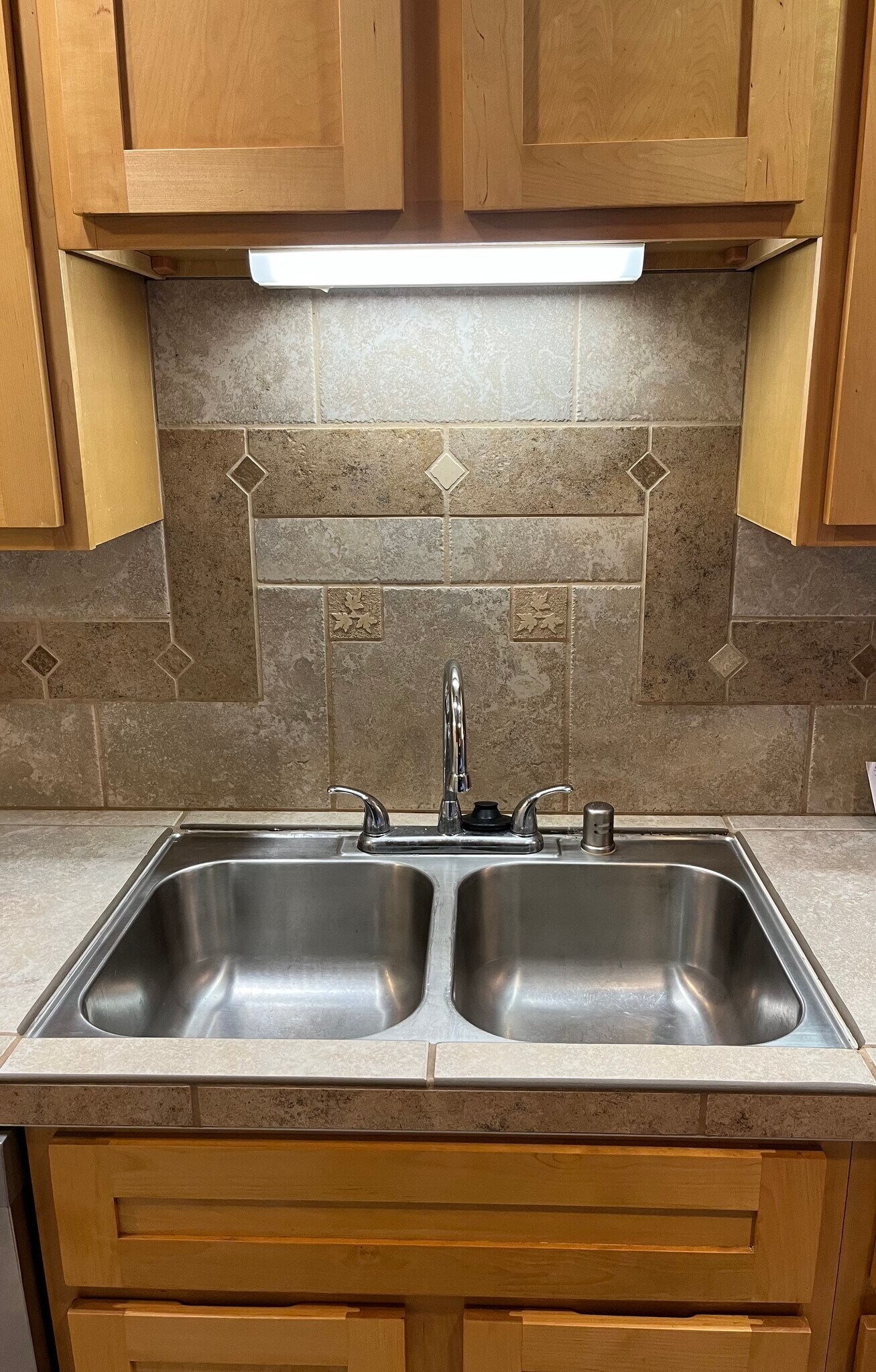 Building Photo - 4081 Clayton Rd