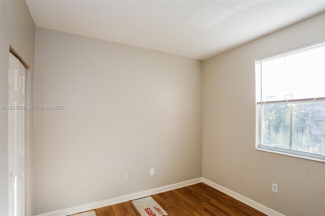 Building Photo - 24521 SW 110th Ave