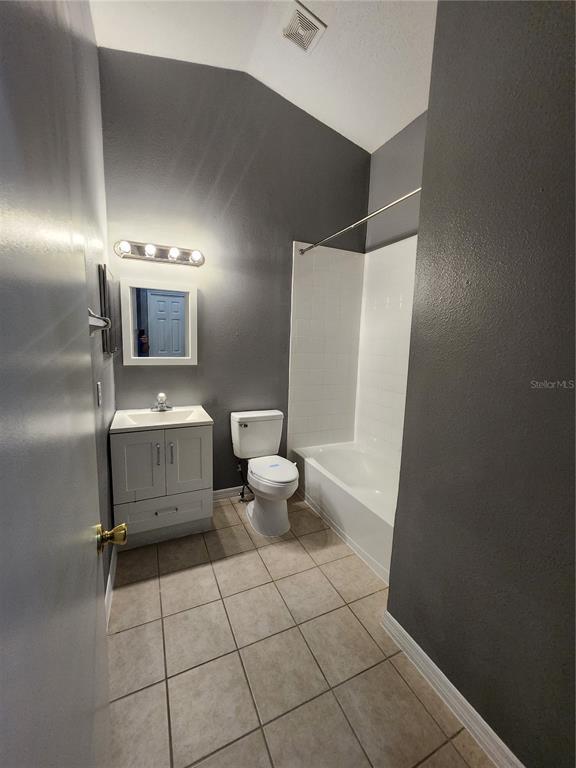 Building Photo - 30136 Barnaby Ln