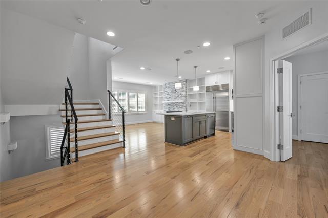 Building Photo - 3420 Rosedale Ave