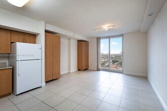 Building Photo - 2350 SW 27th Ave