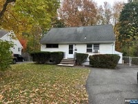 Building Photo - 743 Newcomb Rd