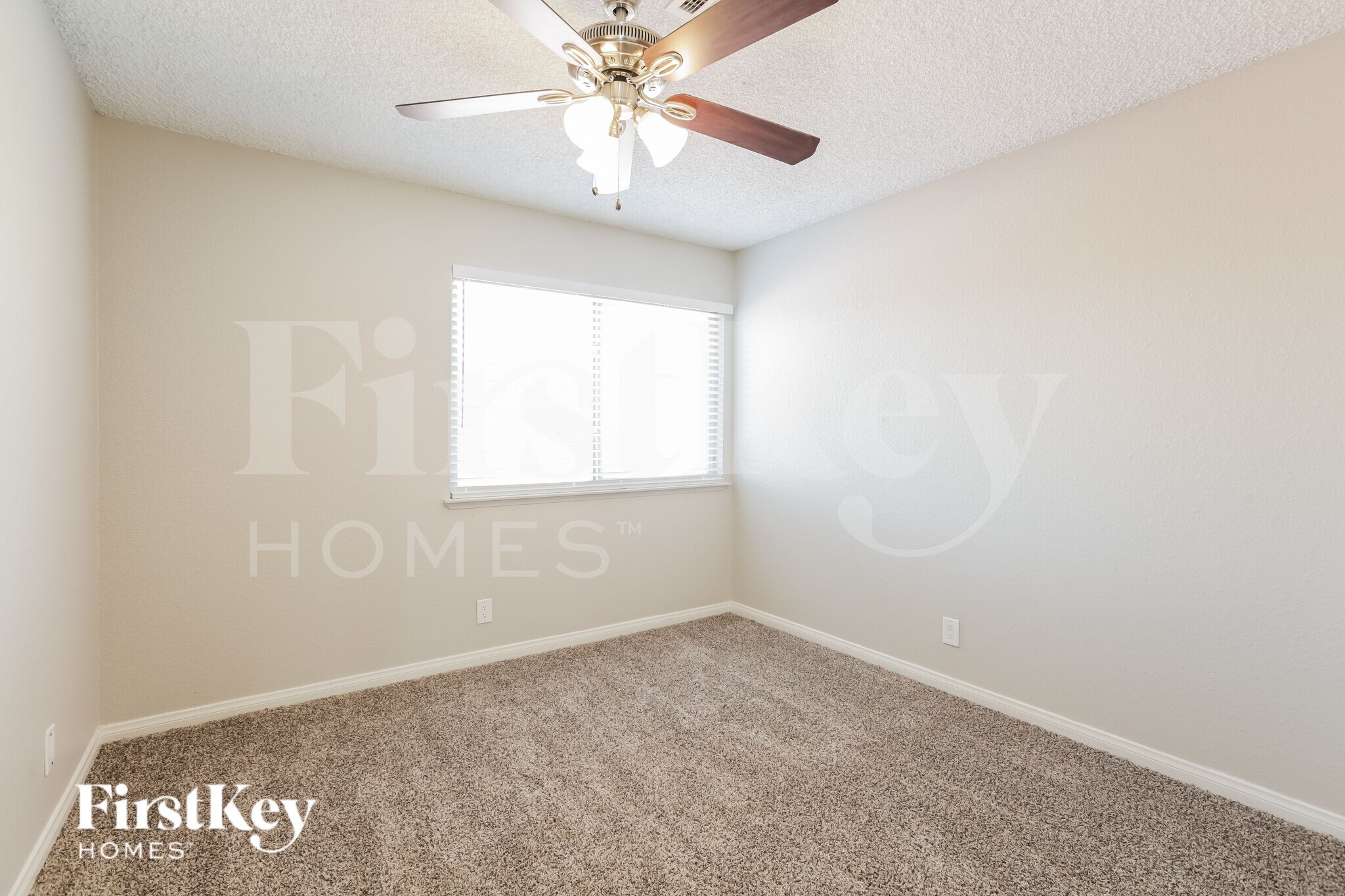 Building Photo - 5341 Supai Dr