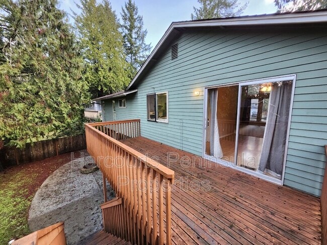 Building Photo - 573 Bridle View Ct NW