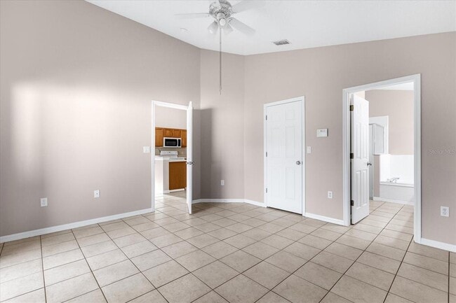 Building Photo - 13555 Briarmoor Ct