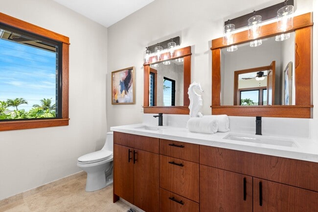 Building Photo - Luxury Home Kona Vista 3 bedroom, 4 bathroom, & bonus room- pool & hot tub