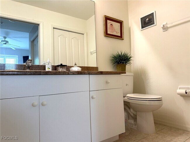 Building Photo - 16655 Lake Cir Dr