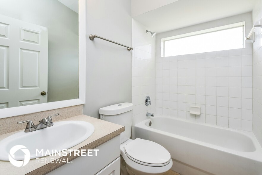 Building Photo - 3317 20th St W