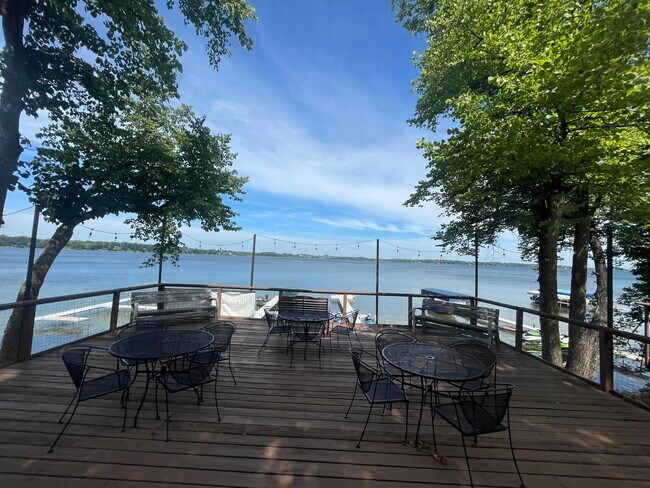 Building Photo - 1321 S Darling Dr NW