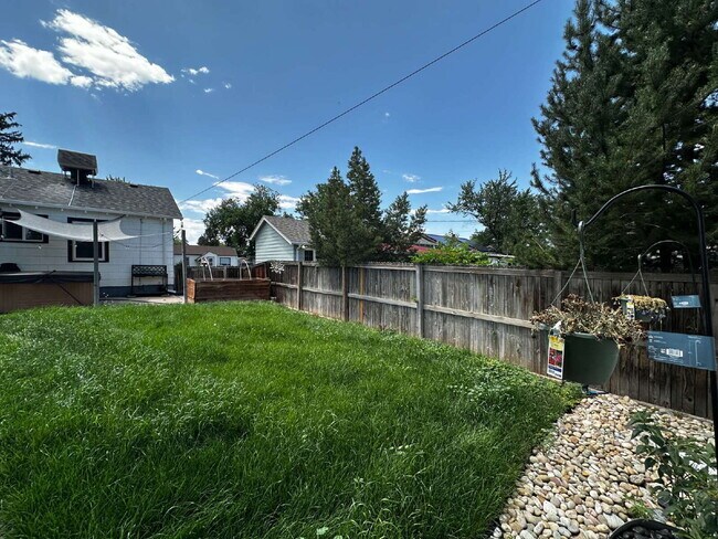 Building Photo - Charming 3-Bed Retreat with Finished Basem...