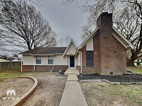 Building Photo - 464 Windridge Point
