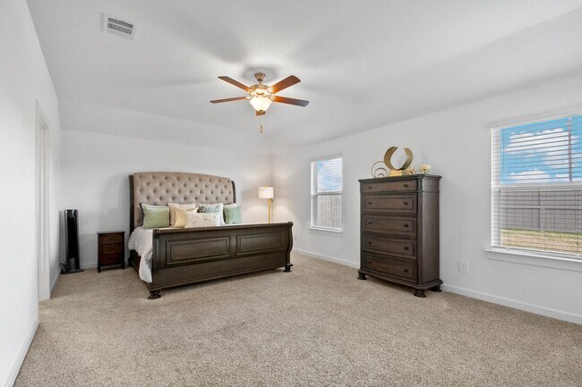 Building Photo - 1115 Sommerville Dr