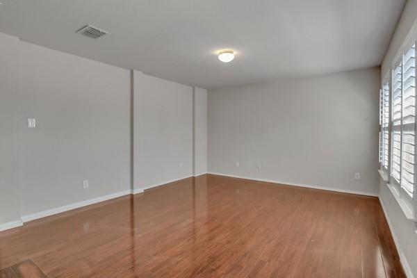 Building Photo - 1538 Cliff Creek Dr