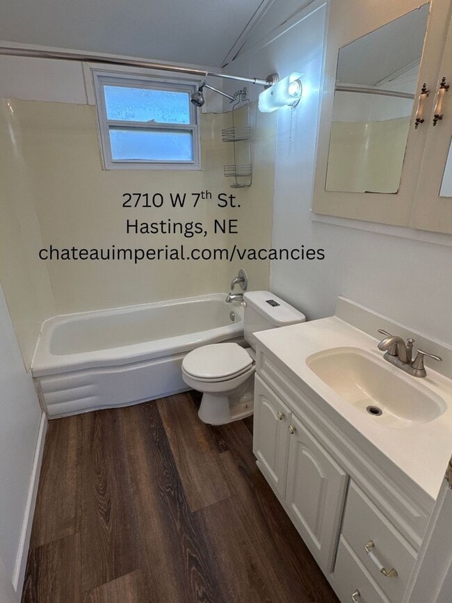 Building Photo - 2 bedroom 1 bathroom house