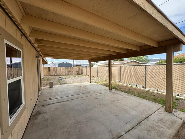 Building Photo - 1345 Agate Ave