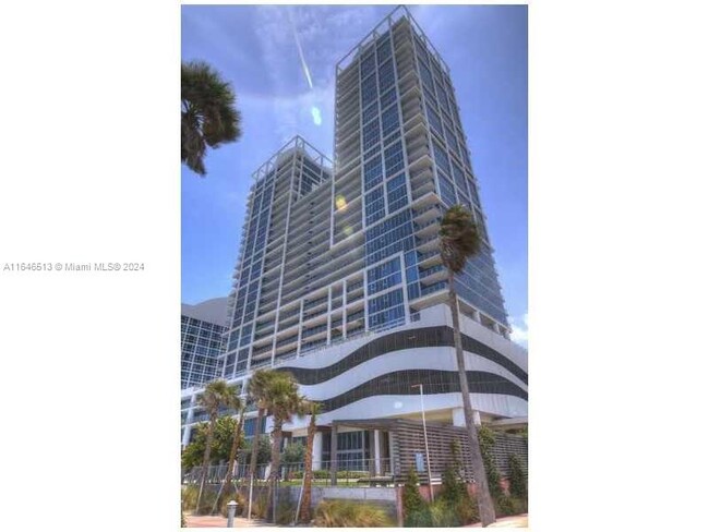 Building Photo - 6899 Collins Ave