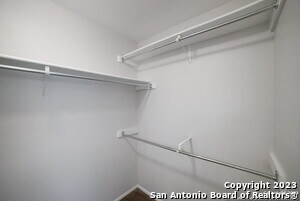 Building Photo - 14718 Hillside View