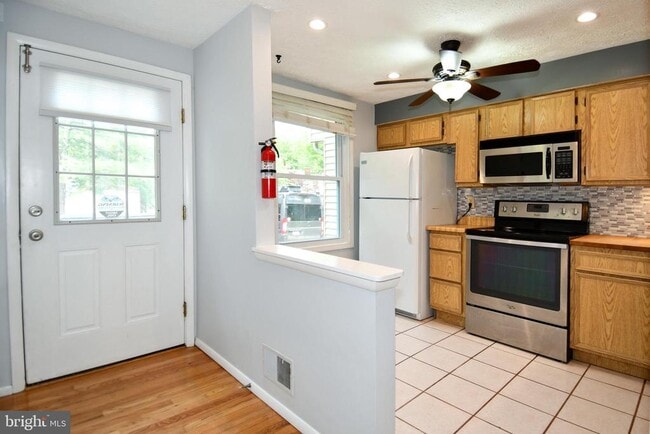 Building Photo - 8317 Windfall Rd