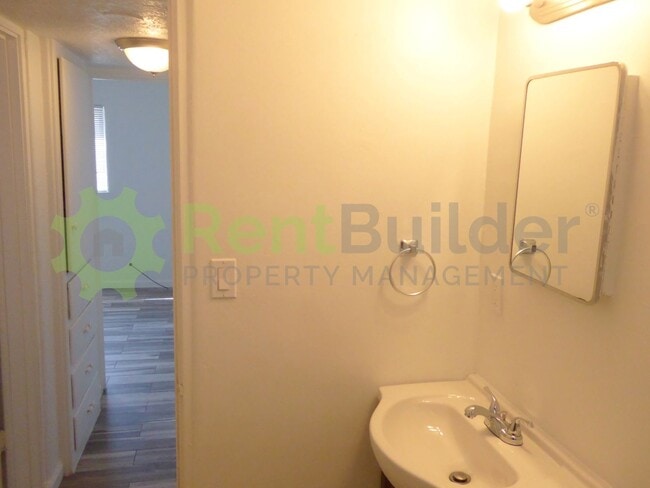 Building Photo - 3426 Smith Ave SE