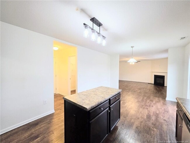 Building Photo - 331 Botanical Ct