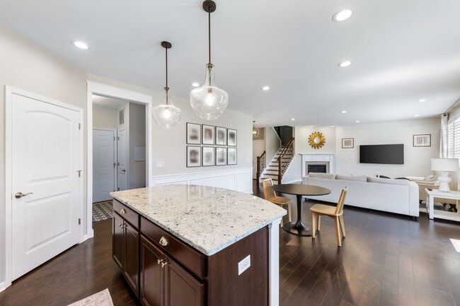 Building Photo - 2524 Balsam Cove Rd