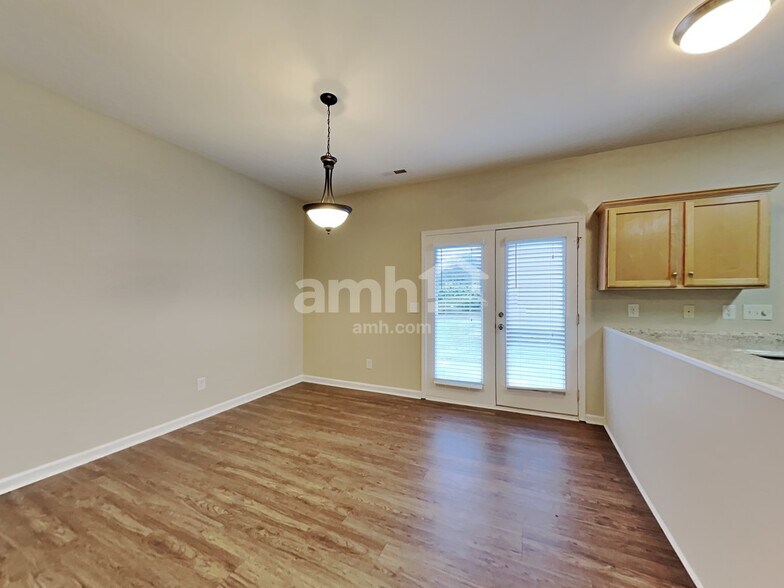Building Photo - 8318 Townley Rd
