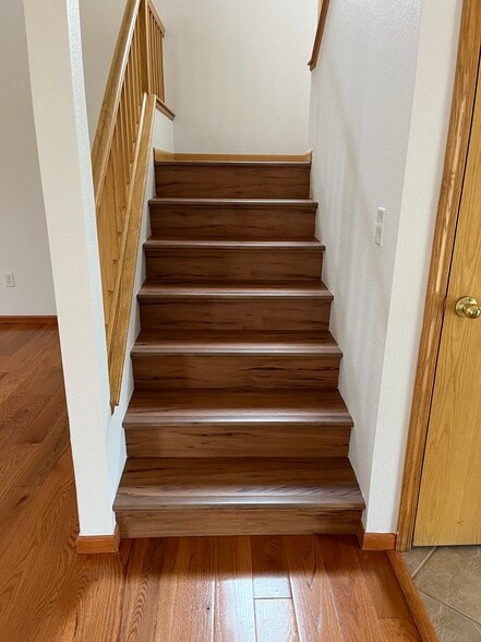 Stirs to go upstairs - 2232 Sweetwater Creek Dr