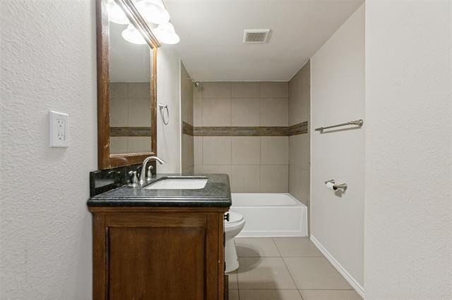 Building Photo - 1769 Crestridge Dr